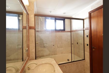 Apartamento para alugar com 637m², 4 quartos e 4 vagasBanheiro da Suíte 1