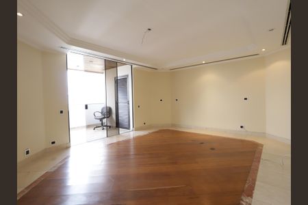 Apartamento para alugar com 637m², 4 quartos e 4 vagasSala