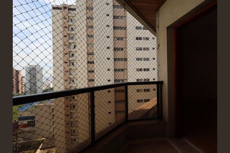 Apartamento para alugar com 637m², 4 quartos e 4 vagasVaranda