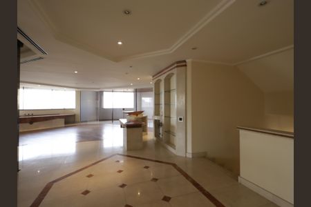 Apartamento para alugar com 637m², 4 quartos e 4 vagasÁrea comum Salão