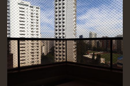 Apartamento para alugar com 637m², 4 quartos e 4 vagasVaranda