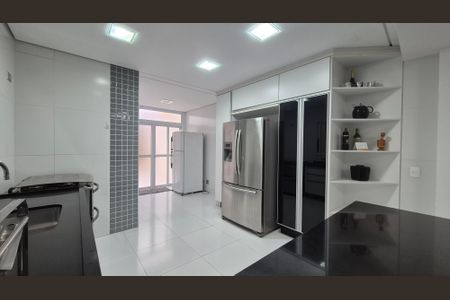 Casa à venda com 208m², 2 quartos e 2 vagasCozinha