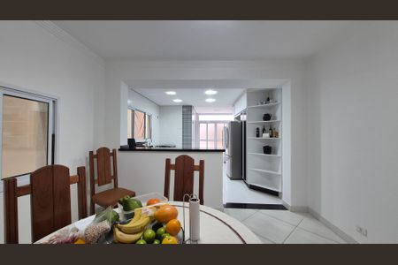 Casa à venda com 208m², 2 quartos e 2 vagasCozinha