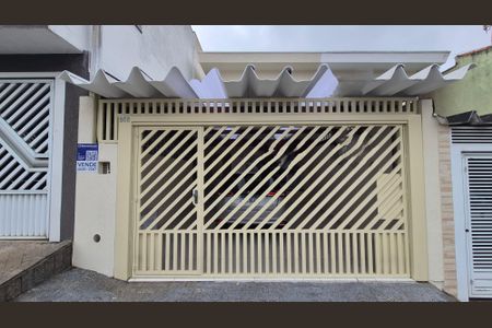 Casa à venda com 208m², 2 quartos e 2 vagasFachada