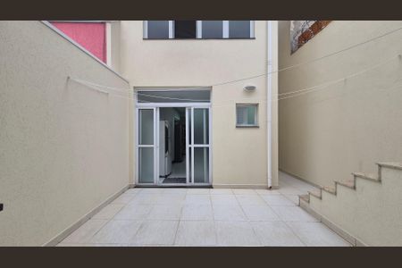 Casa à venda com 208m², 2 quartos e 2 vagasÁrea externa