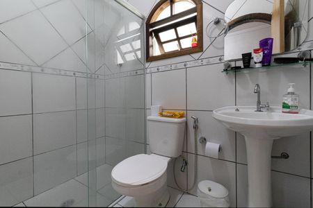 Casa à venda com 110m², 3 quartos e 2 vagas Casa à venda com 110m², 3 quartos e 2 vagasBanheiro Social