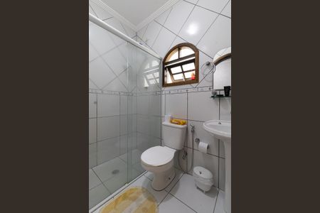 Casa à venda com 110m², 3 quartos e 2 vagas Casa à venda com 110m², 3 quartos e 2 vagasBanheiro Social