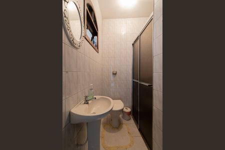 Casa à venda com 110m², 3 quartos e 2 vagas Casa à venda com 110m², 3 quartos e 2 vagasBanheiro de Serviço