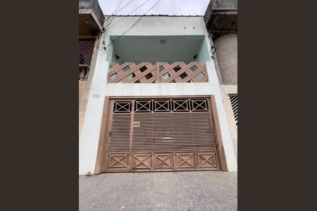 Casa à venda com 110m², 3 quartos e 2 vagas Casa à venda com 110m², 3 quartos e 2 vagasFachada