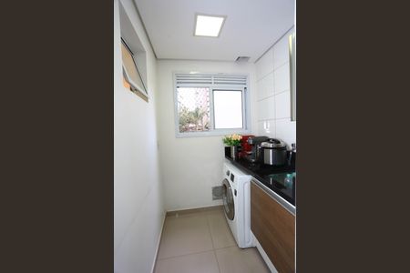 Apartamento à venda com 66m², 3 quartos e 1 vagaÁrea de Serviço