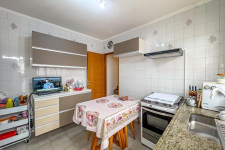 Casa à venda com 104m², 2 quartos e 2 vagas Casa à venda com 104m², 2 quartos e 2 vagasCozinha