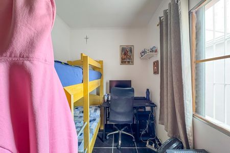 Casa à venda com 104m², 2 quartos e 2 vagas Casa à venda com 104m², 2 quartos e 2 vagasQuarto 2