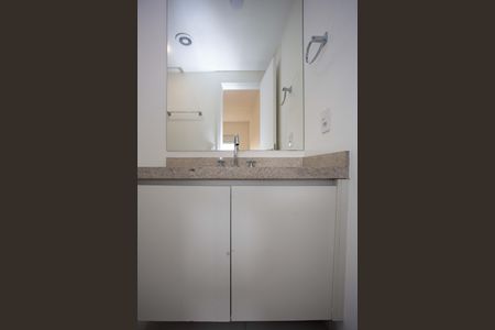 Apartamento à venda com 65m², 2 quartos e 1 vagaBanheiro da Suíte