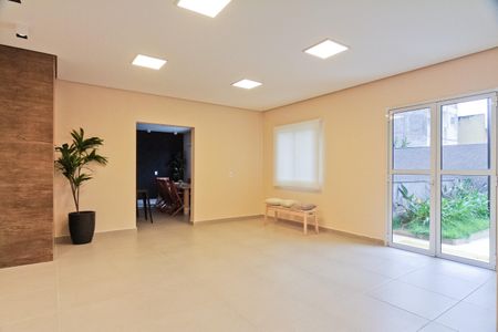 Apartamento para alugar com 39m², 2 quartos e 1 vaga Apartamento para alugar com 39m², 2 quartos e 1 vagaÁrea comum - Salão de festas