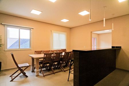 Apartamento para alugar com 39m², 2 quartos e 1 vaga Apartamento para alugar com 39m², 2 quartos e 1 vagaÁrea comum - Salão de festas