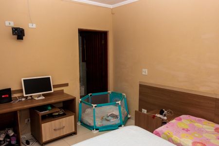 Casa à venda com 120m², 3 quartos e 3 vagas Casa à venda com 120m², 3 quartos e 3 vagasSuíte 2