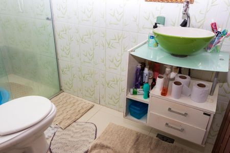 Casa à venda com 120m², 3 quartos e 3 vagas Casa à venda com 120m², 3 quartos e 3 vagasBanheiro da Suíte 2