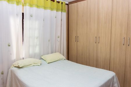 Casa à venda com 120m², 3 quartos e 3 vagas Casa à venda com 120m², 3 quartos e 3 vagasSuíte 2