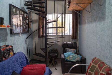 Sala 1 de casa à venda com 2 quartos, 199m² em Jardim Santa Edwirges, Guarulhos