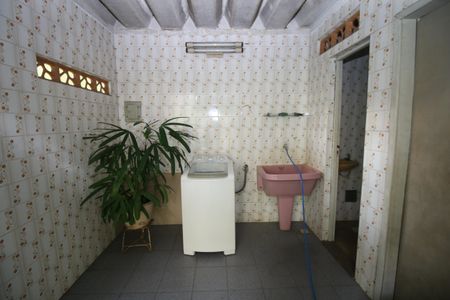 Casa à venda com 310m², 5 quartos e 3 vagasÁrea de Serviço