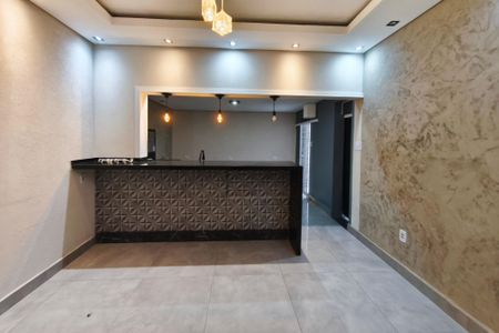 Sala de casa para alugar com 2 quartos, 92m² em Jardim Uruguai, Campinas