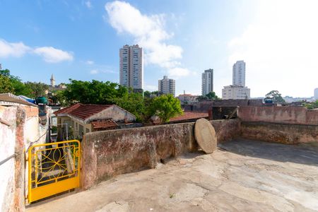 Casa para alugar com 180m², 4 quartos e 2 vagas Casa para alugar com 180m², 4 quartos e 2 vagasQuintal