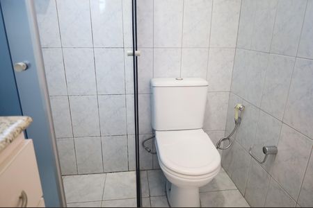 Banheiro de casa para alugar com 3 quartos, 120m² em Vila Santana, São Paulo