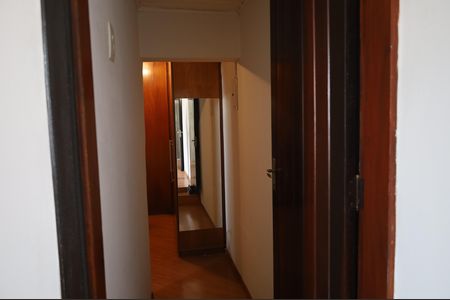 Corredor de casa para alugar com 3 quartos, 120m² em Vila Santana, São Paulo