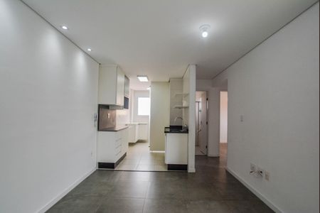 Sala de apartamento à venda com 2 quartos, 57m² em Campestre, Santo André