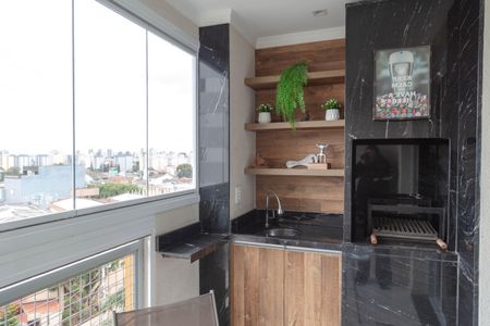 Apartamento à venda com 61m², 2 quartos e 1 vaga Apartamento à venda com 61m², 2 quartos e 1 vagaVaranda