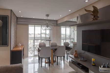 Apartamento à venda com 61m², 2 quartos e 1 vaga Apartamento à venda com 61m², 2 quartos e 1 vagaSala