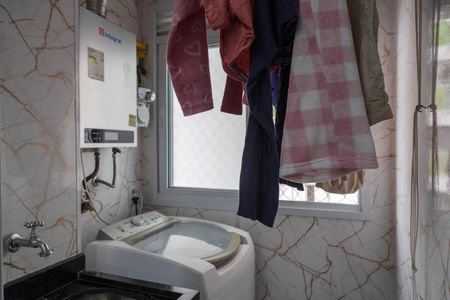 Apartamento à venda com 61m², 2 quartos e 1 vaga Apartamento à venda com 61m², 2 quartos e 1 vagaÁrea de Serviço