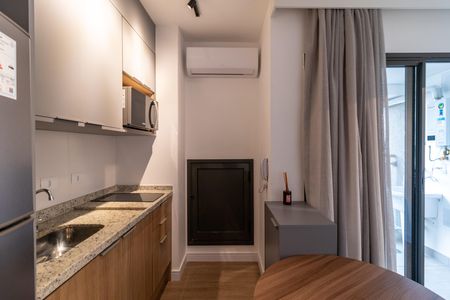 Cozinha de kitnet/studio para alugar com 1 quarto, 34m² em Vila Anglo Brasileira, São Paulo