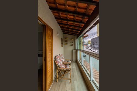 Casa à venda com 236m², 3 quartos e 2 vagasVaranda do Quarto 2