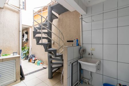 Casa à venda com 236m², 3 quartos e 2 vagasÁrea de Serviço