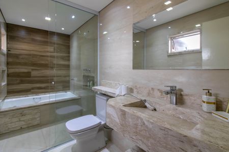 Casa à venda com 236m², 3 quartos e 2 vagasBanheiro Suíte