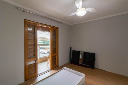 Casa à venda com 236m², 3 quartos e 2 vagasQuarto 2