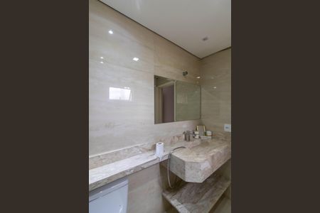 Casa à venda com 236m², 3 quartos e 2 vagasBanheiro Suíte