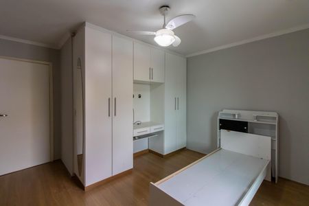 Casa à venda com 236m², 3 quartos e 2 vagasQuarto 2