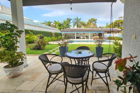 Apartamento para alugar com 500m², 4 quartos e 6 vagasÁrea Externa