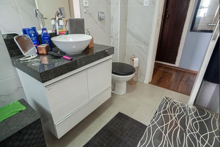 Apartamento à venda com 66m², 1 quarto e sem vagaBanheiro