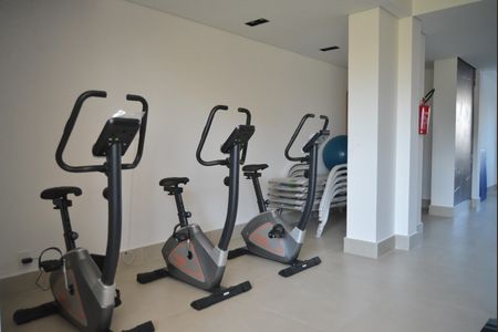 Apartamento à venda com 83m², 2 quartos e 2 vagasÁrea comum - Academia