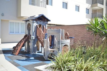 Apartamento à venda com 83m², 2 quartos e 2 vagasÁrea comum - Playground