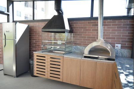 Apartamento à venda com 83m², 2 quartos e 2 vagasÁrea comum - Churrasqueira