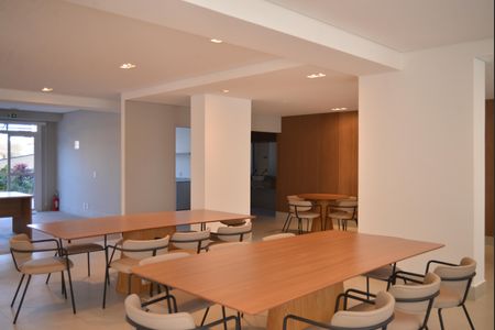 Apartamento à venda com 83m², 2 quartos e 2 vagasÁrea comum - Salão de festas