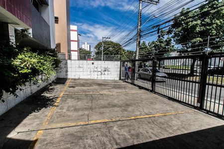 Área comum de apartamento para alugar com 2 quartos, 75m² em Costa Azul, Salvador