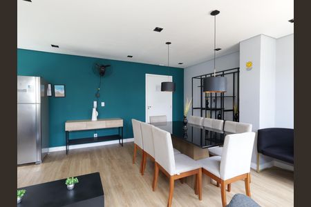 Apartamento à venda com 38m², 1 quarto e sem vagaÁrea comum - Salão de festas