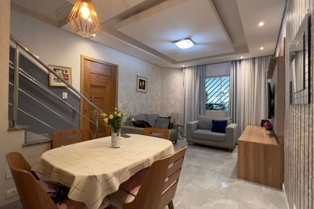 Casa à venda com 200m², 3 quartos e 4 vagasSala