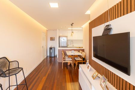 Sala de apartamento à venda com 2 quartos, 60m² em Bussocaba, Osasco