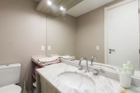 Apartamento à venda com 78m², 2 quartos e 2 vagas Apartamento à venda com 78m², 2 quartos e 2 vagasBanheiro